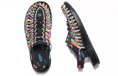 KEEN UNEEK Black Tie-Dye