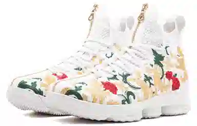 KITH x Nike LeBron 15 "King's Cloak"