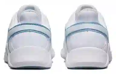 Nike Legend Essential 2