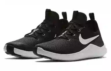 Nike Free TR Black White