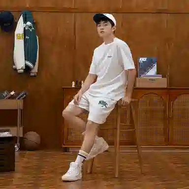 New Balance 650 Beige