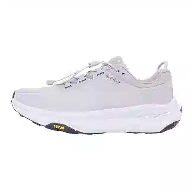 HOKA ONE ONE