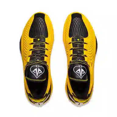 LiNing JB3 Marquette University Carbon Core Technology