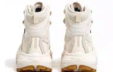 HOKA ONE ONE Tor Ultra Hi 3