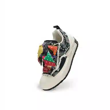 xVESSEL Peanut Low Black