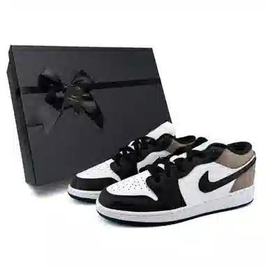 Jordan Air Jordan 1 Low Brown