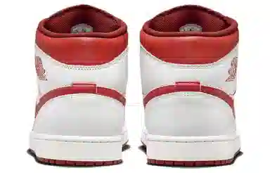 Jordan Mid SE "Dune Red"
