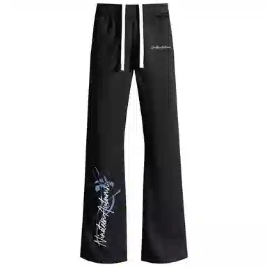 NINETEEN AUTUMN logo