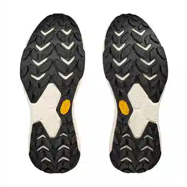 HOKA ONE ONE Transport