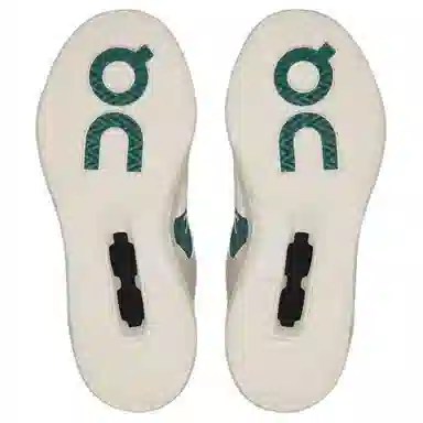 On THE ROGER Clubhouse Pro White Green