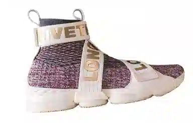 Nike Lebron 15 Lifestyle Kith Stained Glass