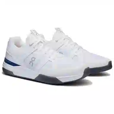 On THE ROGER Clubhouse Pro