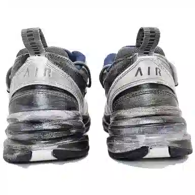 Nike Air Monarch 4 Silver