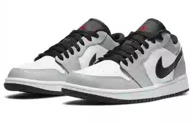 Jordan Air Jordan 1 "Light Smoke Grey"