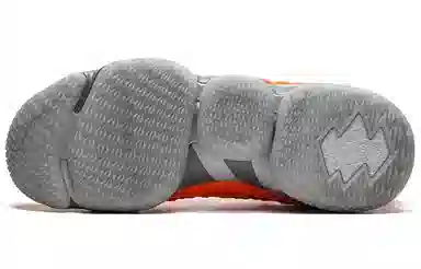 Nike Lebron 15 ''Orange Box'' 15