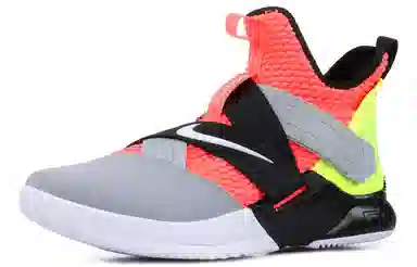 Nike Zoom Soldier 12