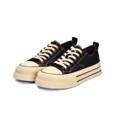MISTERY Canvas Low Top Sneakers