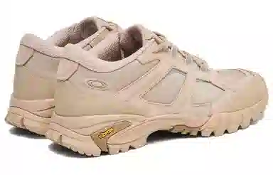 Oakley Sierra Terrain