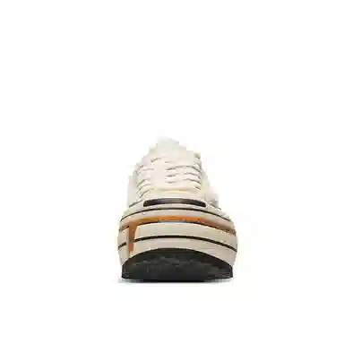 xVESSEL Low Top Off-White