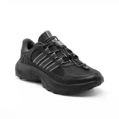 adidas Traxion