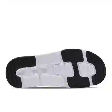 New Balance 750 Black