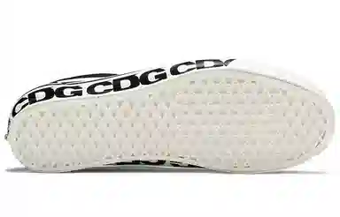 CDG x Vans Vault OG Old Skool LX