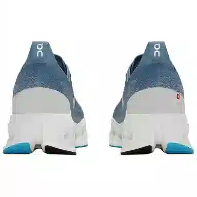 On Cloudsurfer Max 1