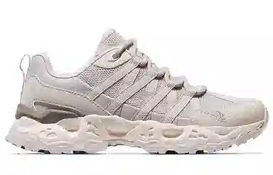 CAMEL Qingyan Low Hiking Shoes