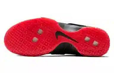 Nike zoom soldier 10 LeBron Un-Cleated 10