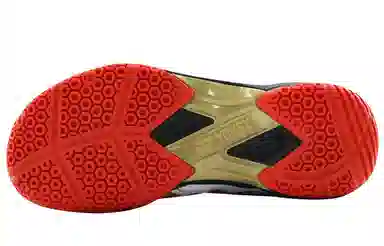 YONEX Power Cushion 620WCR White Red