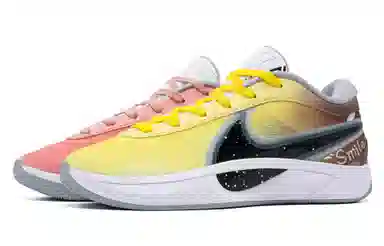 Nike Giannis Freak 6