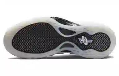 Nike Air Foamposite One "White and Black"