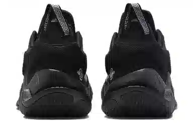 Nike Giannis Immortality 2 Black