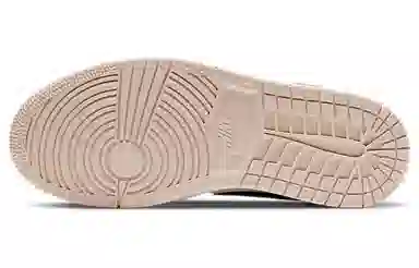 Jordan Air Jordan 1 Mid "Barely Orange"