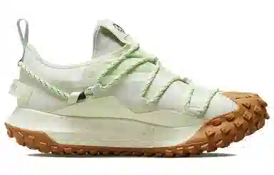 Nike ACG Mountain Fly Low GTX SE Light Green