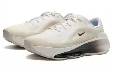 Nike Versair Beige