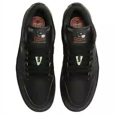 Jordan Air Jordan 1 Low SE Black Cat