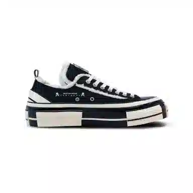 xVESSEL ROARGUNS Low Canvas Sneakers