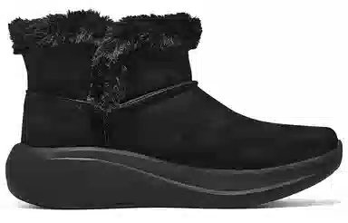 Skechers Max Cushioning Essential