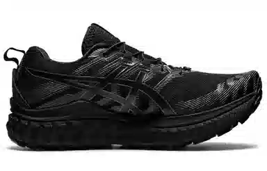 Asics Trabuco Max Black