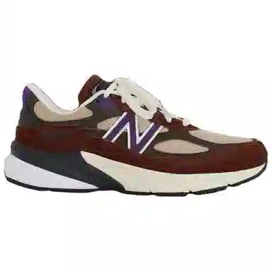 New Balance 990 V6 Brown