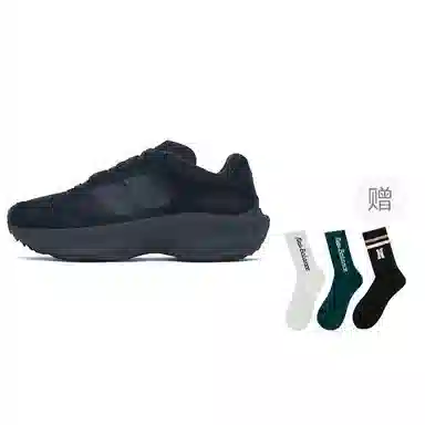 New Balance Warped Runner Black