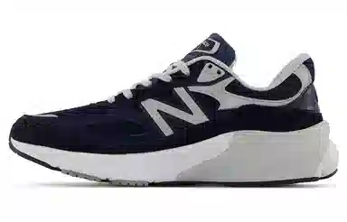 New Balance 990 V6