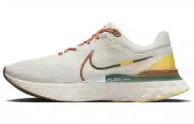 Nike React Infinity Run Flyknit 3 A.I.R. x Hola Lou Beige