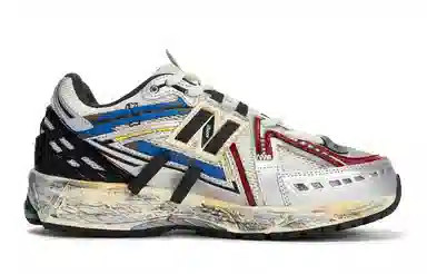 New Balance 1906 811