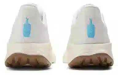 BLUE BOTTLE COFFEE x New Balance NB 1080 V12