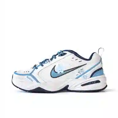 Nike Air Monarch 4