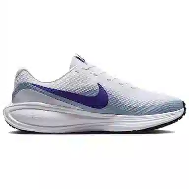 Nike Revolution 8