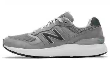 New Balance 880