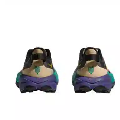 HOKA ONE ONE Speedgoat 6 Trail Shoes in Oatmeal